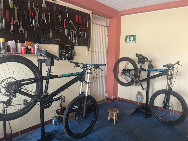 Opiniones de Doctor Bike Store en Salcedo - Tienda de bicicletas
