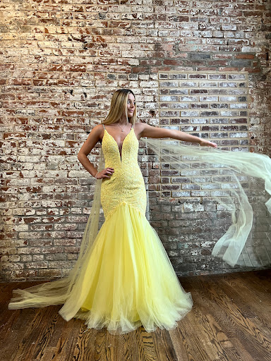 Bridal Shop «Normans Bridal», reviews and photos, 317 South Ave, Springfield, MO 65806, USA