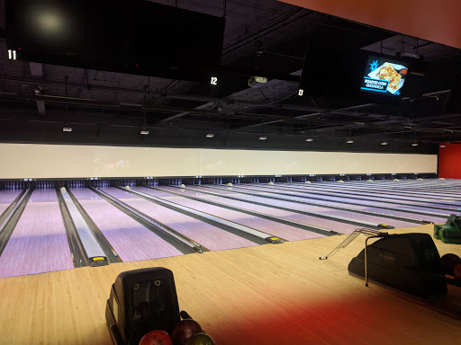 Bowling Alley «Bowlmor Pasadena», reviews and photos, 3545 E Foothill Blvd, Pasadena, CA 91107, USA