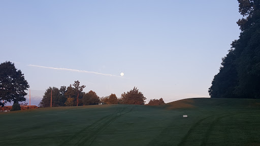 Golf Course «Sterling Farms Golf Course», reviews and photos, 1349 Newfield Ave, Stamford, CT 06905, USA