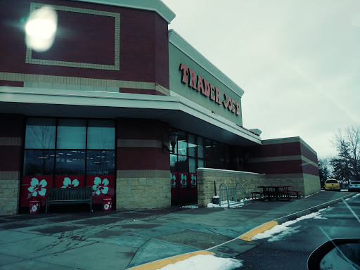 Woodbury Lakes, 9020 Hudson Rd # 401, St Paul, MN 55125, USA, 