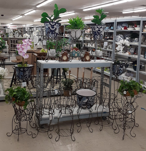 Home Goods Store «Tuesday Morning», reviews and photos, 6808 Huebner Rd, San Antonio, TX 78238, USA