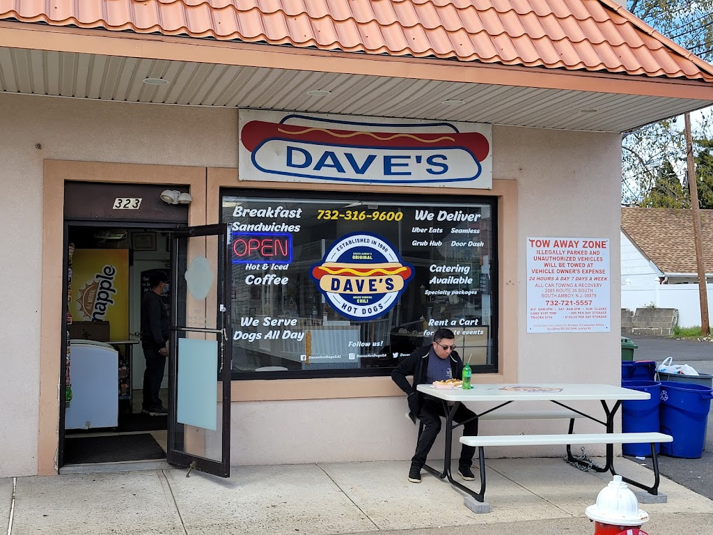 Dave's Hot Dogs 08879