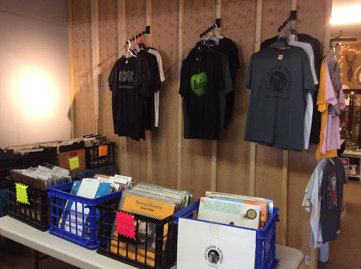 Antique Store «Levee Street Market Place», reviews and photos, 1001 Levee St, Vicksburg, MS 39183, USA