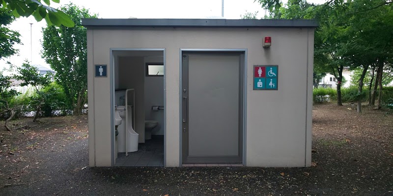 藤見公園公衆トイレ
