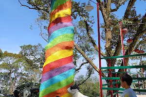 328阶梯 - Rainbow Ladder image