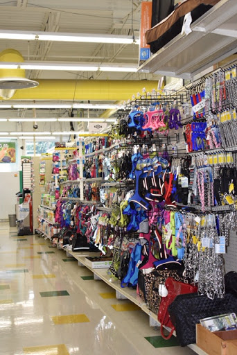 Pet Supply Store «Pet Supplies Plus», reviews and photos, 1240 Seminole Trail, Charlottesville, VA 22901, USA