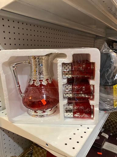 Grocery Store «East Market & Restaurant», reviews and photos, 3405 El Camino Ave, Sacramento, CA 95821, USA