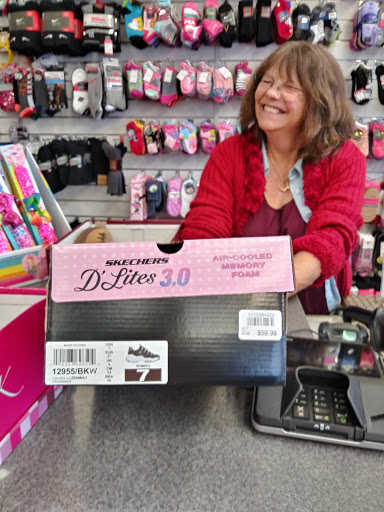 Shopping Mall «Winder Corners Shopping Center», reviews and photos, 17 Monroe Hwy, Winder, GA 30680, USA