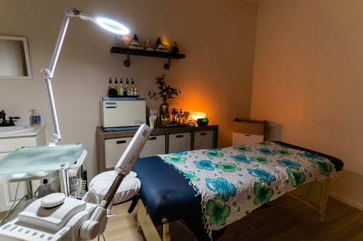 Massage Therapist «Serene Life Spa», reviews and photos, 6730 E McDowell Rd #133, Scottsdale, AZ 85257, USA