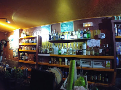 El Corral Tiki Bar - C. Resbaladero San Martín, 8, 10600 Plasencia, Cáceres, Spain