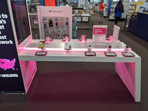 Electronics Store «Best Buy», reviews and photos, 11840 71st St, Kenosha, WI 53142, USA