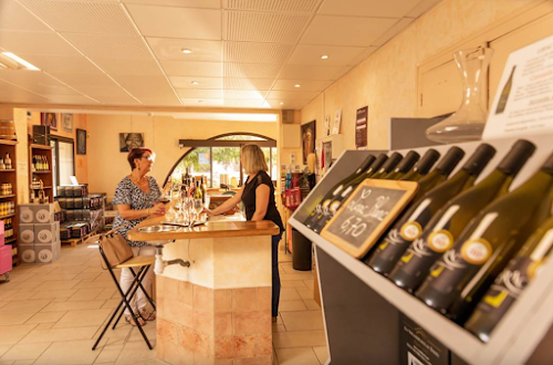 Épicerie Les Vignerons de Tavel & Lirac (site de St-Laurent-des-Arbres) Saint-Laurent-des-Arbres