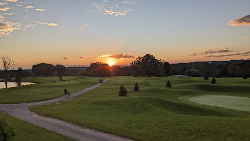 Golf Course «Farview Golf Course», reviews and photos, 2419 Avon Geneseo Rd, Avon, NY 14414, USA