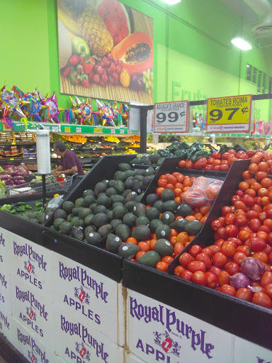 Grocery Store «El Super», reviews and photos, 315 San Fernando Mission Blvd, San Fernando, CA 91340, USA