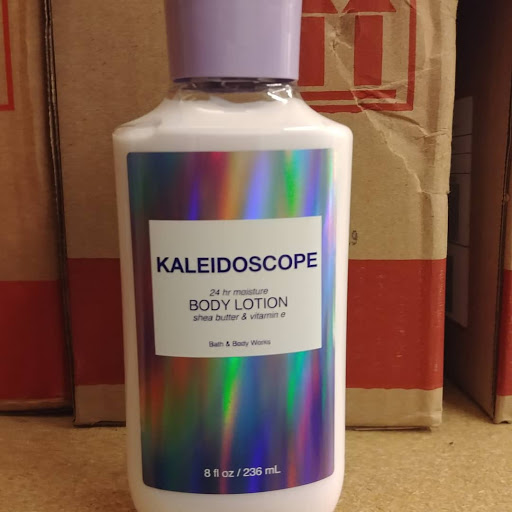 Beauty Supply Store «Bath & Body Works», reviews and photos, 6036 Sunrise Mall Rd, Citrus Heights, CA 95610, USA