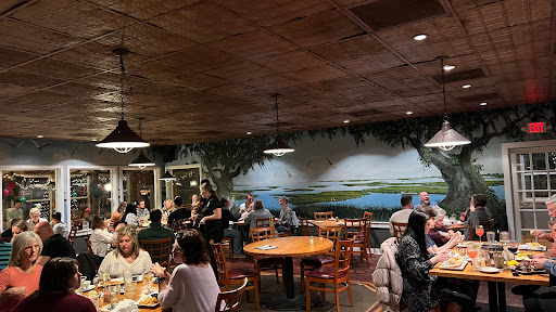 Bar «Hot Fish Club», reviews and photos, 4911 Hwy 17 Business, Murrells Inlet, SC 29576, USA