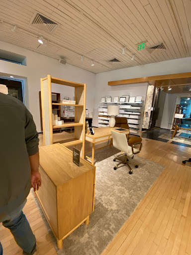 Furniture Store «Crate and Barrel», reviews and photos, 555 Bellevue Way NE, Bellevue, WA 98004, USA