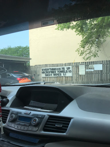 Whitehall Custom Carwash en Columbus