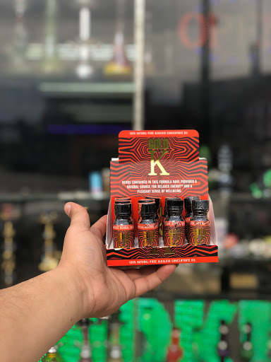 Tobacco Shop «18 Plus Vape & Shop», reviews and photos, 4037 Broadway, Kansas City, MO 64111, USA