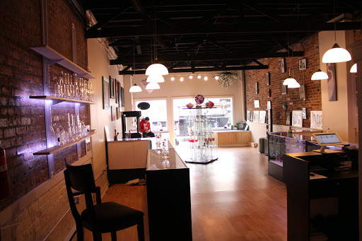Glass Blower «Blue Dog Smoke Shop», reviews and photos, 802 Granby St, Norfolk, VA 23510, USA