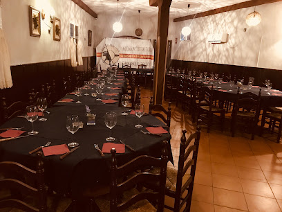 Restaurante Carranque . Alexander Torres - C. Serranillos, 29, 45216 Carranque, Toledo, Spain