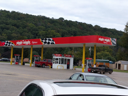 Grocery Store «Piggly Wiggly», reviews and photos, 101 Roosevelt Blvd, Eleanor, WV 25070, USA