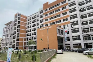 Colonel Maleque Medical College, Manikganj image