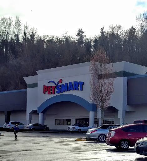 Pet Supply Store «PetSmart», reviews and photos, 17585 Southcenter Pkwy, Tukwila, WA 98188, USA