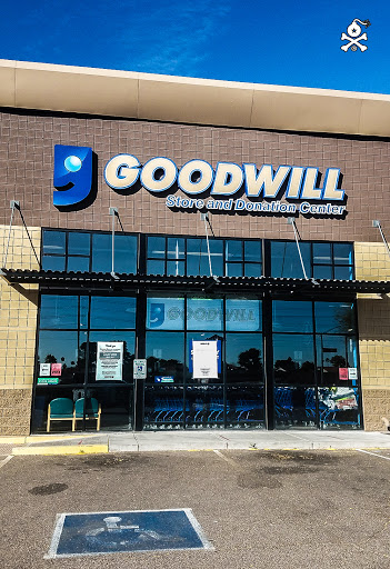 Thrift Store «Grand & Mountain View Goodwill Retail Store & Donation Center», reviews and photos