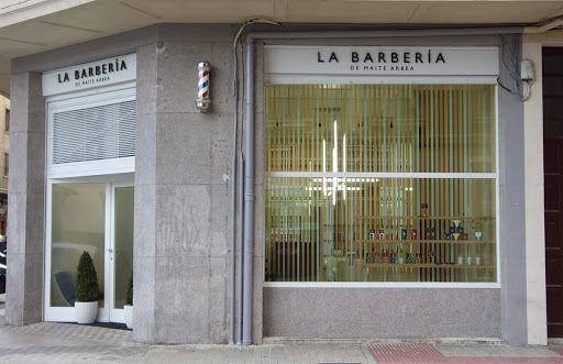 Maite's Barbershop Arbea en Pamplona, Pamplona
