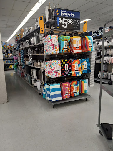 Shopping Mall «Panorama Mall», reviews and photos, 8401 Van Nuys Blvd, Panorama City, CA 91402, USA