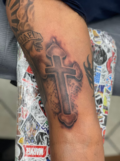 Tattoo Shop «Late Nite Tattoos», reviews and photos, 25602 I-45, Spring, TX 77386, USA