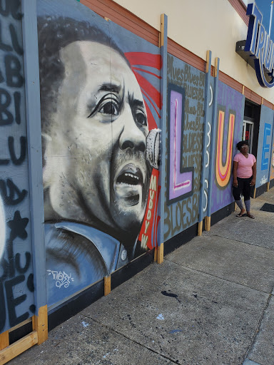 Motorcycle Dealer «Select Cycle», reviews and photos, 430 N Eugene St, Greensboro, NC 27401, USA