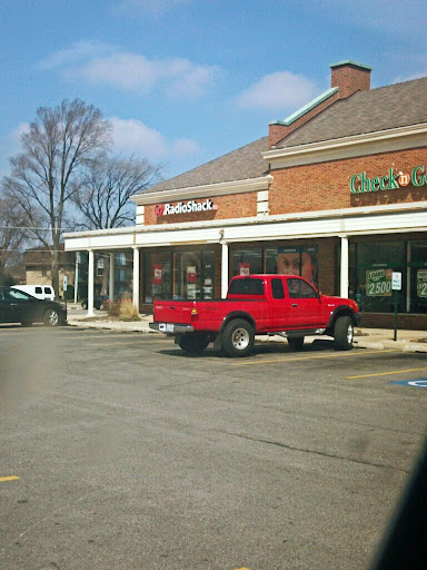RadioShack, 1047 S York Rd Ste E, Bensenville, IL 60106, USA, 