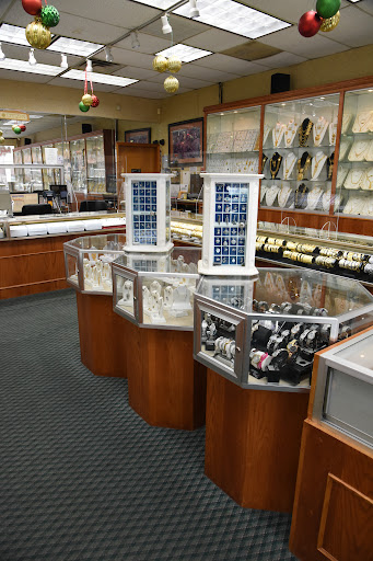 Jeweler «Arabic Jewelry Chicago from Baladna Jewelry», reviews and photos, 4831 N Kedzie Ave, Chicago, IL 60625, USA