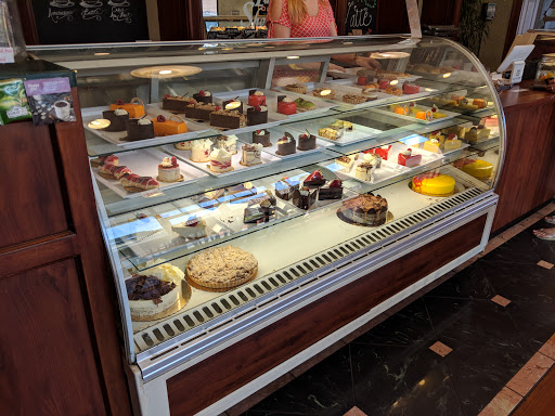 Bakery «Hollin Hall Pastry Shop», reviews and photos, 7920 Fort Hunt Rd, Alexandria, VA 22308, USA