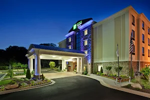 Holiday Inn Express & Suites Atlanta Southwest-Fairburn, an IHG Hotel image
