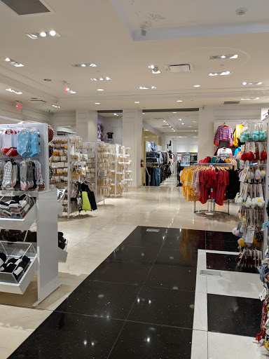 Clothing Store «Forever 21», reviews and photos, 1192 Locust St, Walnut Creek, CA 94596, USA