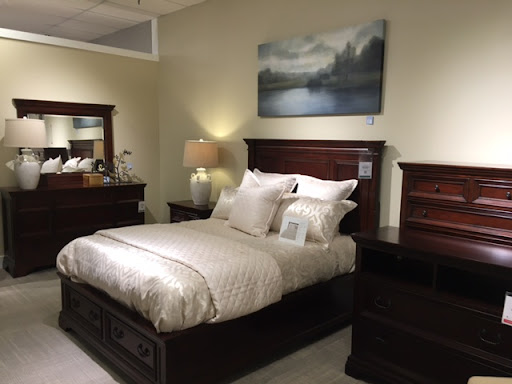 Furniture Store «Havertys Furniture», reviews and photos, 1918 Browns Bridge Rd, Gainesville, GA 30501, USA