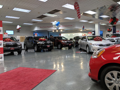 Toyota Dealer «Rivera Toyota of Mt. Kisco», reviews and photos, 325 N Bedford Rd, Mt Kisco, NY 10549, USA
