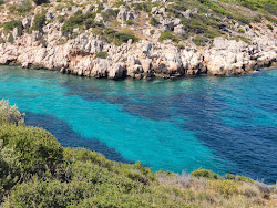 Foto di Kaminaki Beach con molto pulita livello di pulizia
