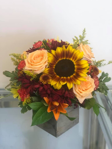 Florist «Elite Flowers and Gifts», reviews and photos, 20280 N 59th Ave #116, Glendale, AZ 85308, USA