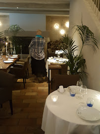 Atmosphère du Restaurant L’Auberge de Saint Rémy **** à Saint-Rémy-de-Provence - n°2