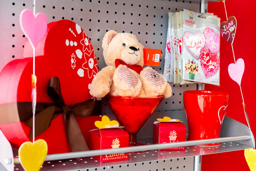 Gift Shop «Edible Arrangements», reviews and photos, 2129 Farm to Market 2920 Suite 260, Spring, TX 77388, USA