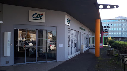 Photo du Banque Crédit Agricole Charente Périgord à Angoulême