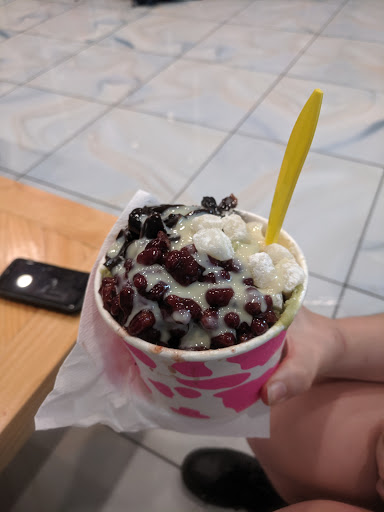 Dessert Shop «Winterfell Dessert», reviews and photos, 32 S 40th St, Philadelphia, PA 19104, USA