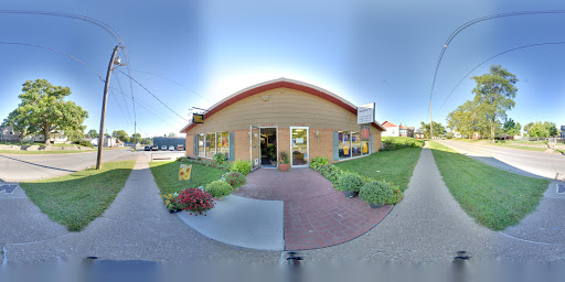 Florist «Flowers On The Avenue», reviews and photos, 1138 E 9th St, Muscatine, IA 52761, USA
