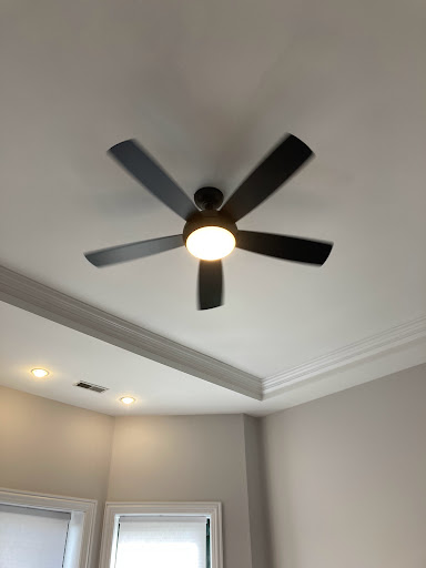 Electrician «Highlights Chicago Electrical Services», reviews and photos, 5766 N Lincoln Ave, Chicago, IL 60659, USA