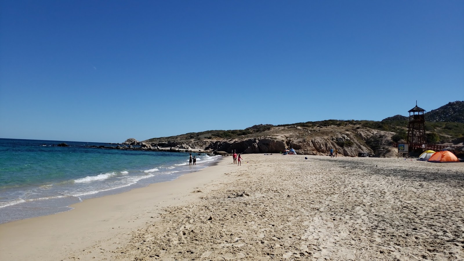 Arbolito Beach的照片 带有明亮的沙子表面